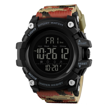 Slap Camouflage digitales Zifferblatt wasserdichter Chronograph 5atm